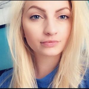 Meet your Posher, Michaela